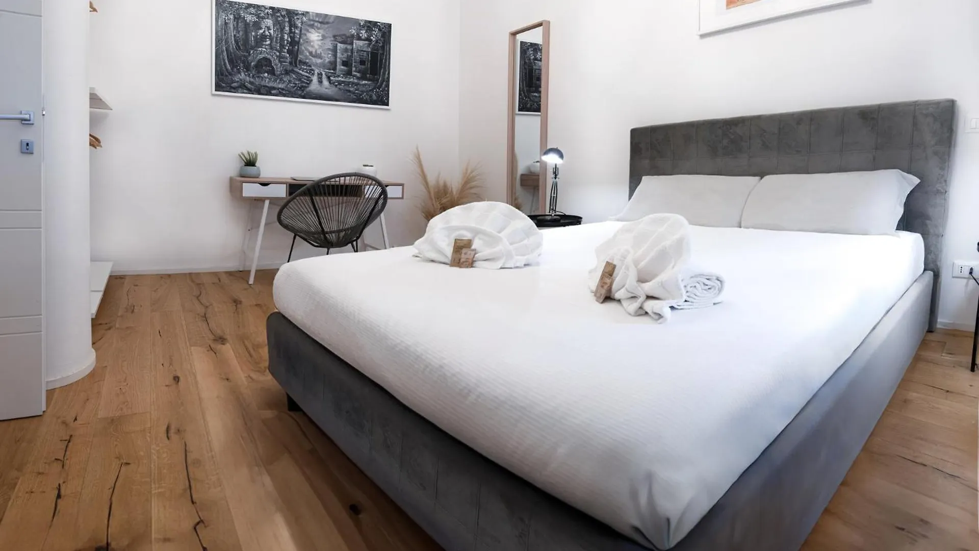 La Dolce Vita - Luxury Stylish Flats In Trastevere 70-90Sqm Rome